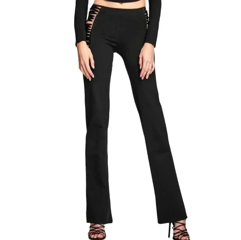 I am Gia VERA PANT